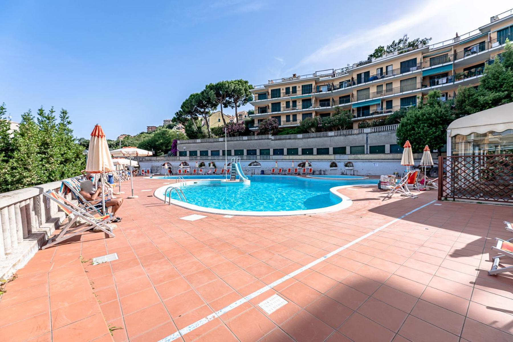 La Dimora Della Lullu, Luxury Apartment Pietra Ligure Exterior photo